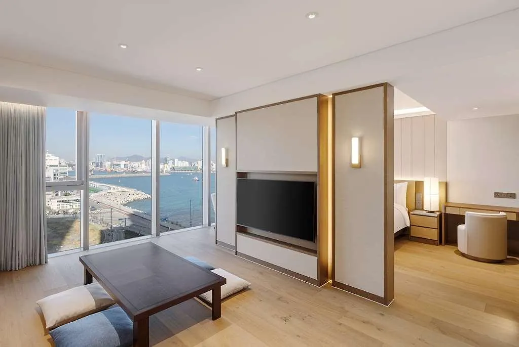 Hotel Wy Grand Busan Ijin